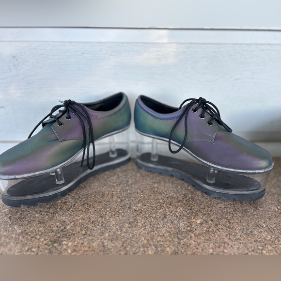 RARE! Limited edition Reflective YRU Qloud shoes. New/never worn. - Picture 5 of 10